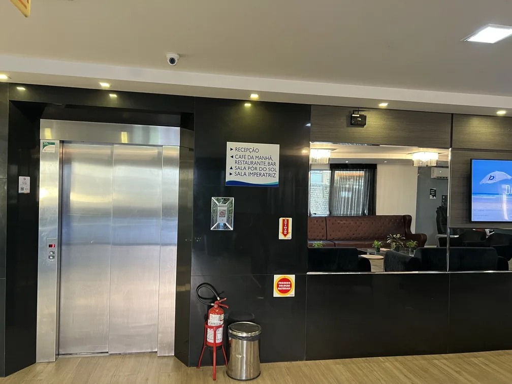 Elevadores do Hotel