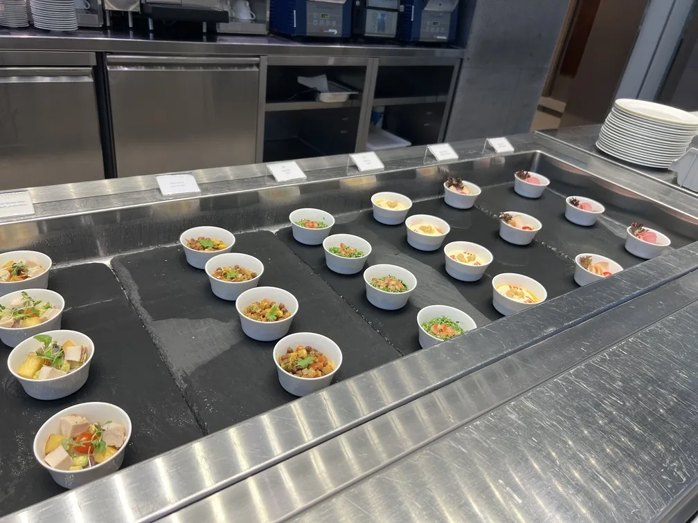 Seleção de pratos quentes